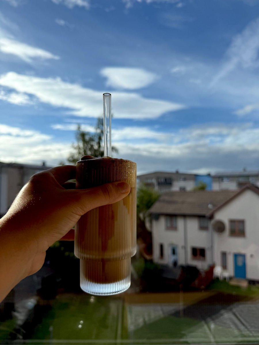 dlkolkn's tweet photo. Pazar kahvesi.
Denk gelenlere…☕️ https://t.co/dOJCaLYEyB