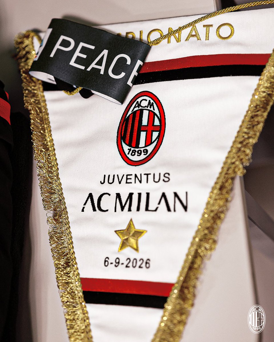 acmilan's tweet photo. Red &amp; Black. https://t.co/0jGLDmdmCz