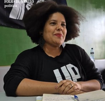 sigmadelondrina's tweet photo. >Samara Martins, quais as suas propostas pra economia?
- "Acabar com o salário e dar 10 mil por mês pra todo mundo"

>Quais as suas propostas para a segurança?
- "Melhorar a segurança"

>E as suas propostas para a educação?
- "Dar Inteligência ilimitada a população" https://t.co/fQl6kweSrt