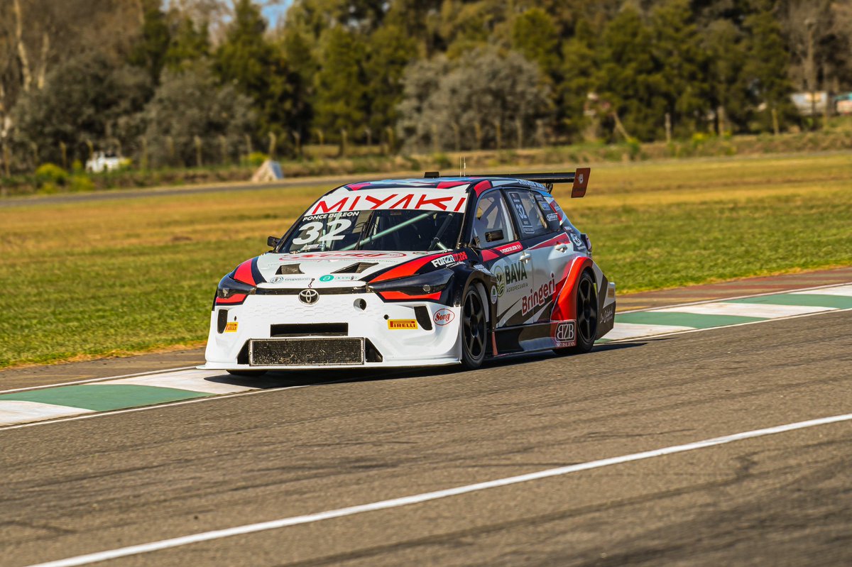 eduronco8's tweet photo. #TurismoPista #Termas #Ganador #C2: Agustín Martín
#TurismoPista #Termas #Ganador #C1: Alexis Bull
#TurismoCarretera2000 #Termas #Ganador #CarreraII: Mario Valle
#TC2000 #Junín #Ganador Gabriel Ponce de León
#TR #Junín #Ganador: Diego Verriello https://t.co/KkC22HkeYF