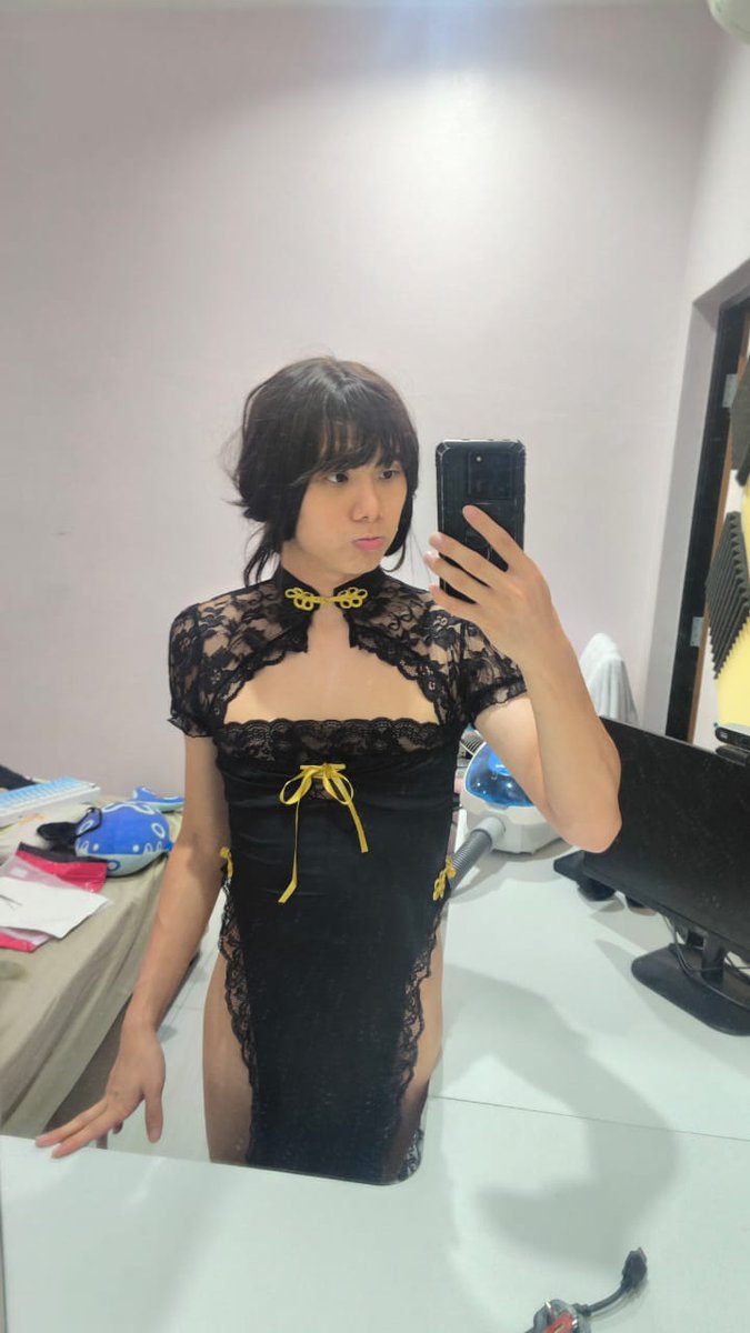 Nobody_2114's tweet photo. 🫢 Shhhh (,,ᴗ ᴗ,,)
This is the lingerie version of my sleepy wear.
One of it😗​.

#crossdress #ladyboy #femboypic #lingerie #伪娘 https://t.co/9wczXUM1lw
