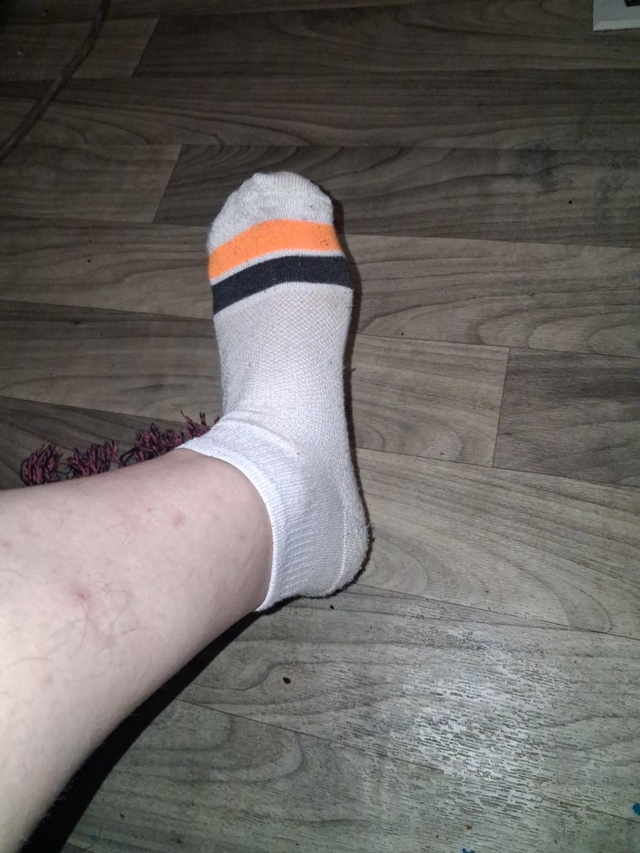 EroticQueen89's tweet photo. Selling socks gross and stinky https://t.co/k5wLJH5G0k