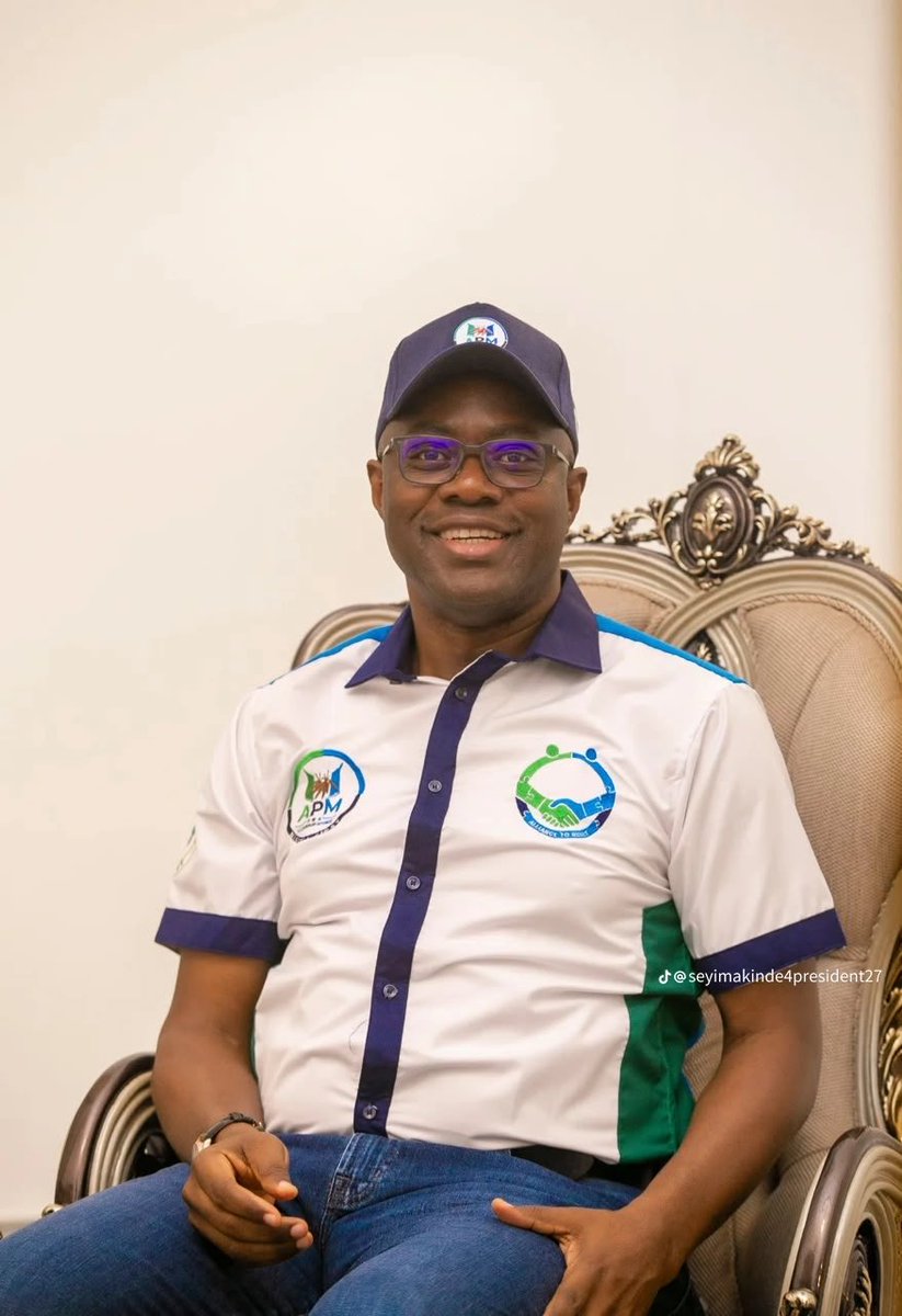 sirorla's tweet photo. Re-election is the people’s report card.  

And in 2023, the people of Oyo State graded Governor Seyi Makinde’s work.  

That’s the leadership you can measure.  

#Voteseyimakinde4president
#Seyimakinde4president2027
#Resetnigeria2027 https://t.co/f7vWMT5760