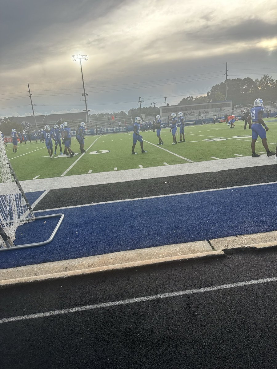 camrontlyons's tweet photo. Had a great day at @Fsubroncos_fb game yesterday, Thank you @zacharykellum for the invite ! https://t.co/rjnZYtLfUp