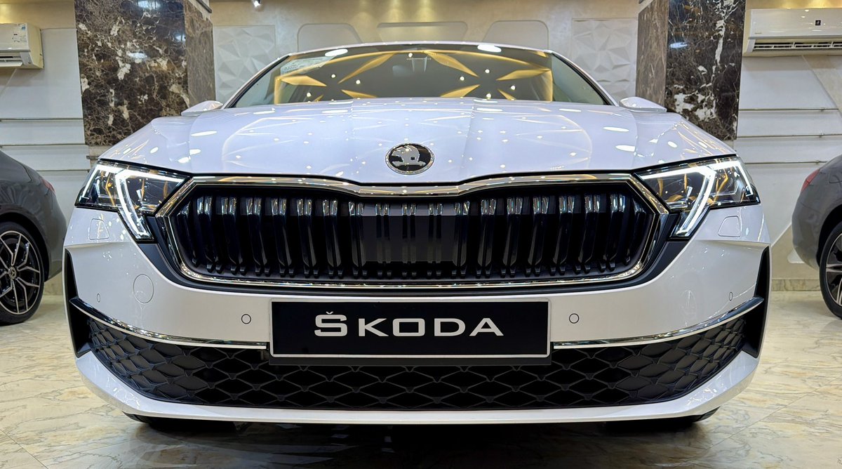 Auto_Elshafeey's tweet photo. #SKODA . A8 . Suite
Wakil . Model:2026 . 14.000K.m
1 Years licenses . Like Zero
Mobile 01006787668 _ 01060005440 https://t.co/AZzVJOe2hy