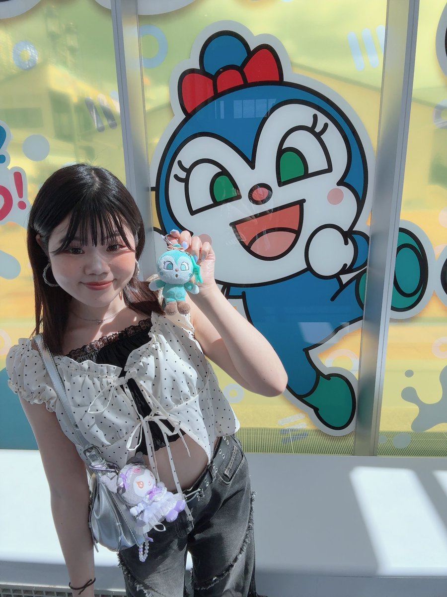 zct9d4's tweet photo. 夏終わらんといて😭夏大好き😭💖☀️
俺は夏の女だ。
髪をバッサリ切りました✂︎ https://t.co/cv7w3k1r3V