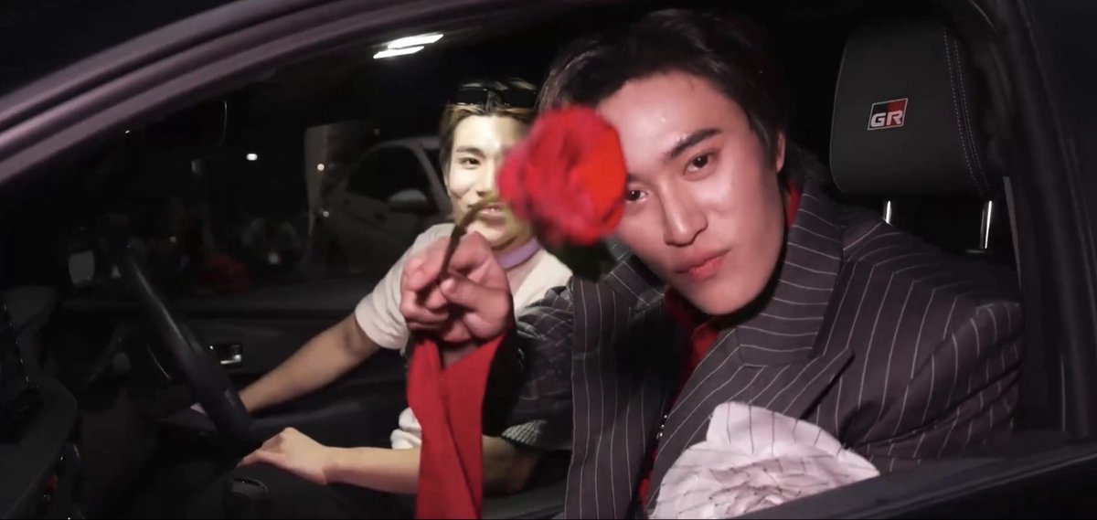 may_plumm's tweet photo. OMG 😭😭😭

Today’s driver really was Fourth. 😭🤣  
Fot teased Gem a little, only to get in the car the next second and give him a rose. 🫢🫵🌹

Another one of Gemini’s dreams came true. 🥹💗

It also made me think about how much of his journey is reflected in this whole painting concept.

The sweat and tears along the way are like water in a painting. They can lay the foundation, soften the colors, make them bleed into each other, or even wash them away.

But even when the colors change, they leave something behind.

Every tear, every drop of sweat, every blurred line and faded color becomes part of the final picture. 🥹🎨

Maybe the beauty isn’t just in the finished painting, but in everything that went into creating it.

All the things he went through, all the tears and sweat, all the little moments that shaped him…

They’re all part of the Gemini we get to see shining on that stage today. 😭💗

GEMINI ART VENTURE FINALE

#GeminiConcertD3
#GeminiFourth #เจมีไนน์โฟร์ท