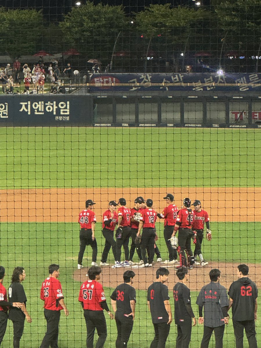 justsz5's tweet photo. 챔필🩷나 https://t.co/RhdjLvco3t