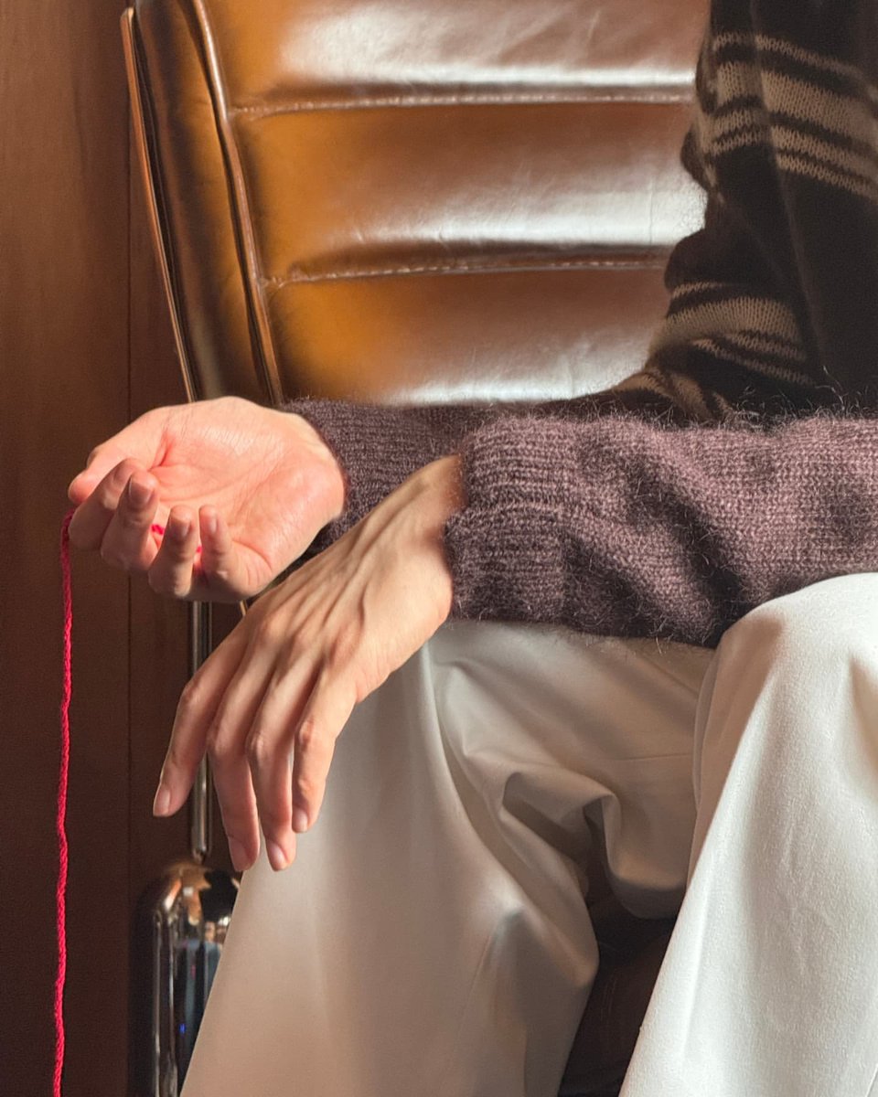 byunstabi's tweet photo. the two people connected by the red thread are destined lovers, regardless of place, time, or circumstances. this magical cord may stretch or tangle, but never break. https://t.co/h8PjiM0PuN