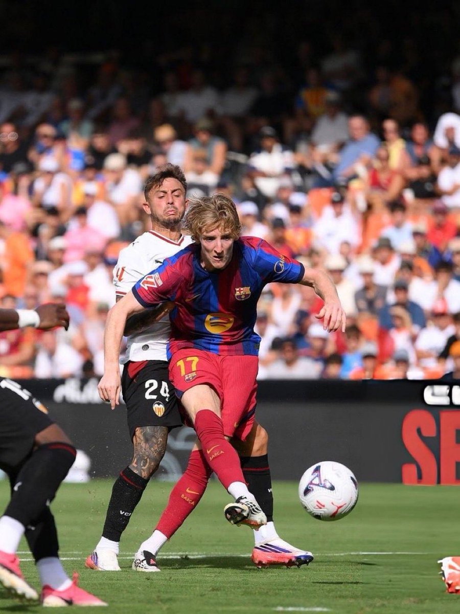 Nilsola10's tweet photo. 👀ANTHONY GORDON va donar CINC assistències en 46 partits la temporada passada al Newcastle.

🥇Al Barça porta 4 assistències en 4 partits. 

Brutal dada de @FerminSuarez03 al post del València - Barça al @QueThiJugues. https://t.co/p9mTXsuufT