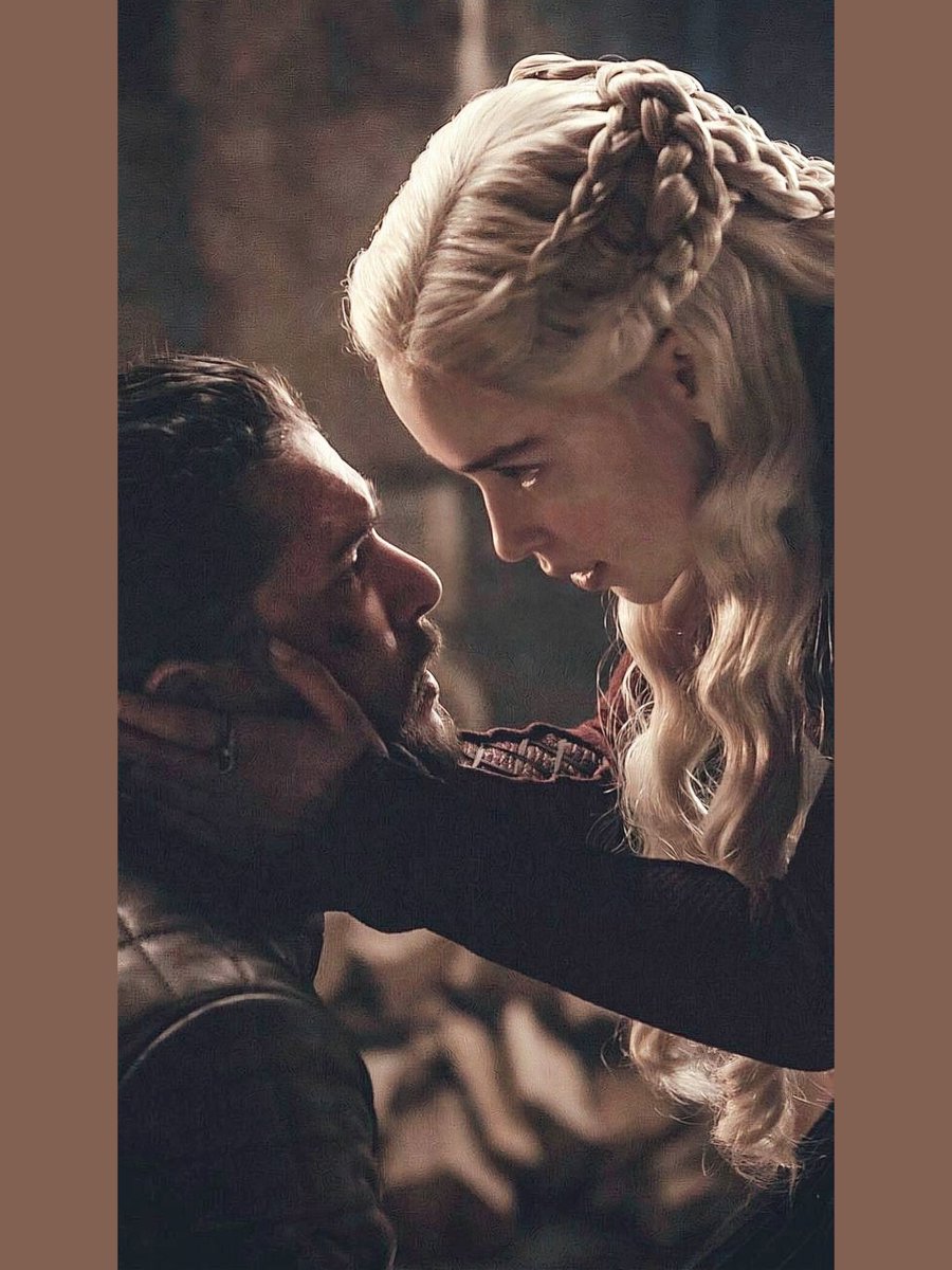 emgot88's tweet photo. #Unforgettable 👑🗡💔😢
#EmiliaClarke ☯️ #KitHarington #GameOfThrones8
#Jonerys #ASOIAF https://t.co/jxxeSTPIAT
