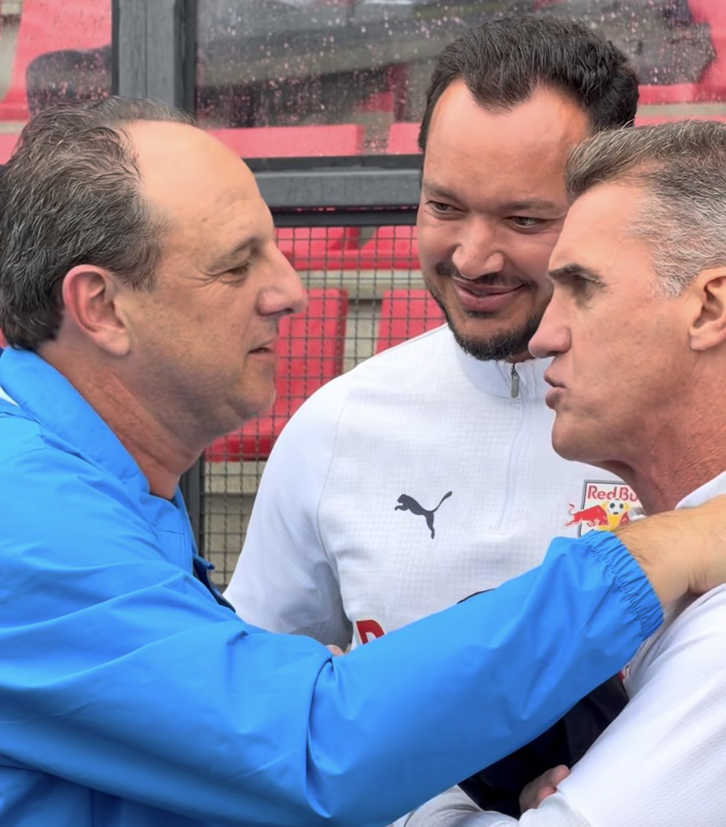 milucca701's tweet photo. @rogerflores 
FIQUE TRANQUILO MANCINI, VOU GANHAR DO SEU TOURO !!! https://t.co/QSHBy9e5hc