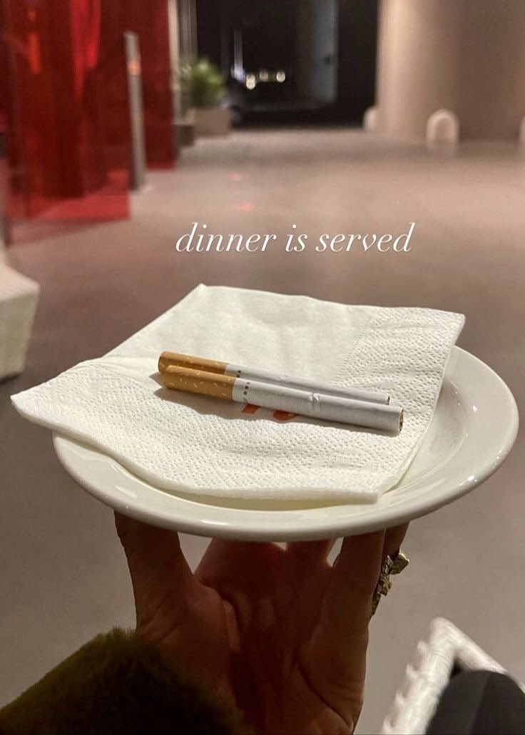 SleeppyGuy's tweet photo. Who’s joining me for dinner https://t.co/70TSlmKO1f