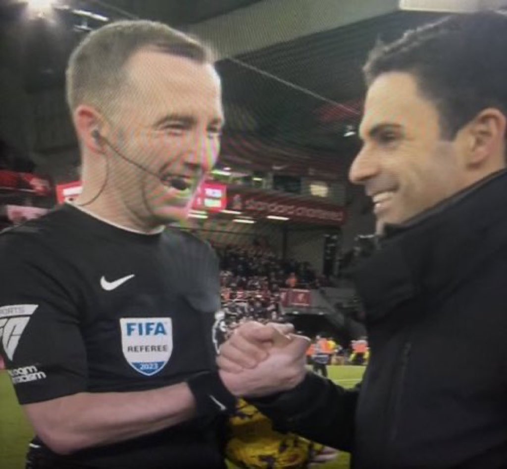 HardChelseaPics's tweet photo. Man of the match: Chris Kavanagh https://t.co/DWjYvTLO5G