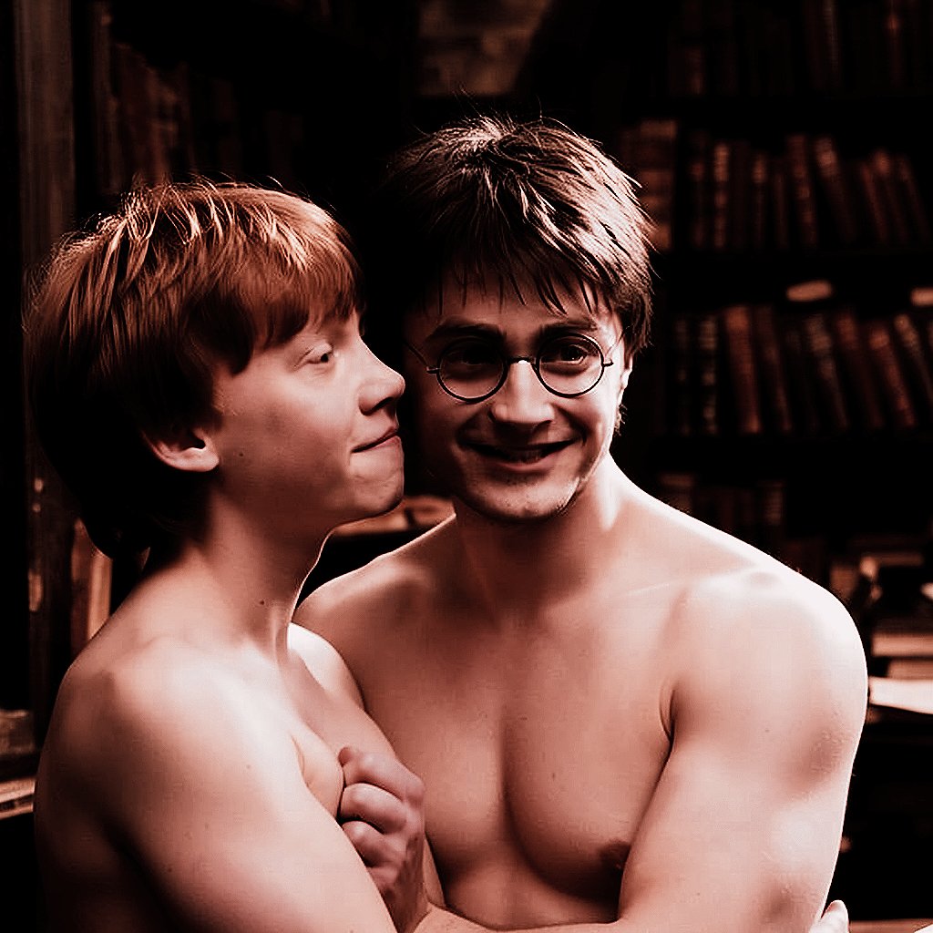wizardsgoon's tweet photo. ⠀⠀⠀⠀⠀⠀⠀#SEDUCTIVESUNDAY

⠀⠀⠀⠀⠀⠀i love my daddy of course
⠀⠀⠀⠀⠀⠀⠀⠀we're still together.
⠀
⠀⠀⠀⠀⠀⠀⠀⠀@wizardboypotter
⠀ https://t.co/2ZxmdFdVg2