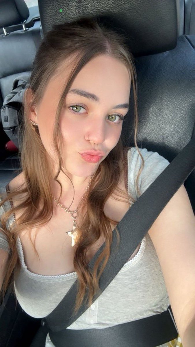 Hannababbe's tweet photo. Doing Skype sessions with alpha whitebois 🙊 one of you lucky cucks might get to watch me ride his bbc 👀

findom goddess paypig humanatm skype sessions snapchat drains cuck saynotowhiteboys sph beta  new jersey nyc boston findomme finsub Qos bbconly 
#findom https://t.co/5rar67fa7e