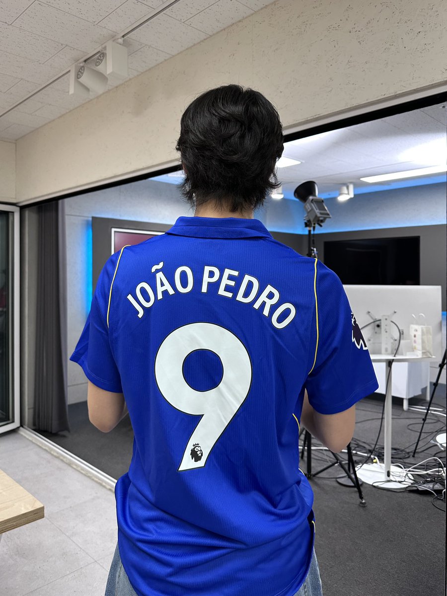c_woodzofficial's tweet photo. [📷]
260907 달수네라이브

한 주의 첫 시작은
열정 넘치는 축덕 여니와 함께⚽️

월요일부터 잔뜩 신난 여니 보고 
이번 주도 힘내봐요 무즈💪

#WOODZ #우즈 
#달수네라이브 https://t.co/5JejUYMsIr