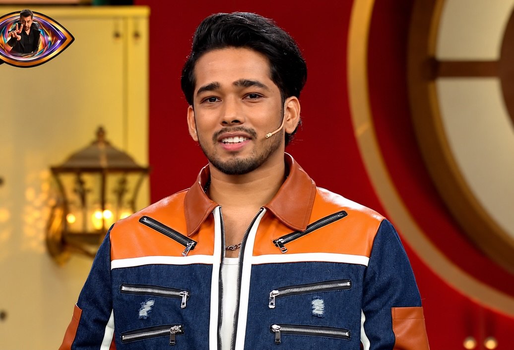 scOutop_FC's tweet photo. SCOUTOP REIGN BEGINS🫶

#BiggBoss20 #Scoutop #TanmaySingh #ScoutArmy https://t.co/YL2jkKrmbf
