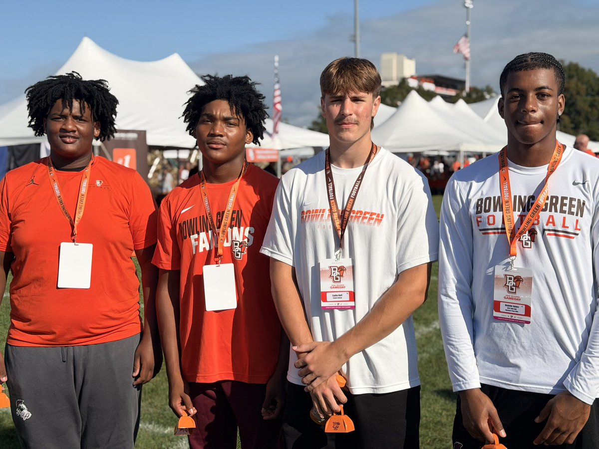 avanteJones14's tweet photo. I had a wonderful experience at Bowling Green yesterday! Loved the energy and hospitality, can’t wait to be back! @JustinPerezHQ @CoachStyles_ @CoachMcNutt @SMcCourt12 @CoachJayBowden_ @BG_Football @coachwinters26 @HPWarriorFball https://t.co/qtRs2qX71F