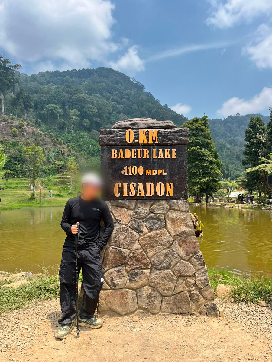sunderive_'s tweet photo. Kerja senin-sabtu, waktu libur bukannya dipake buat istirahat malah nyiksa badan hehe https://t.co/PStFGIC38t