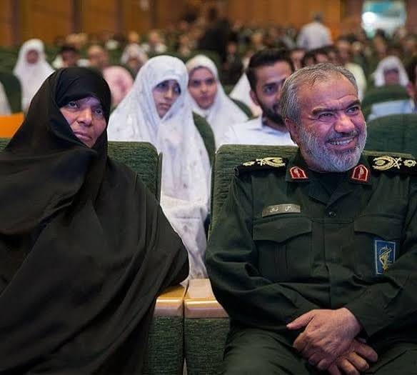 EdyCohen's tweet photo. الاستخبارات العسكريه نفذت امس حكم  الإعدام بحق  زوجة العقيد علي فدوي قائد القوه البحريه للحرس الثوري الارهابي  بتهمة التجسس بشكل سري لصالح الاستخبارات الآمريكية . https://t.co/fjwFBewx1q