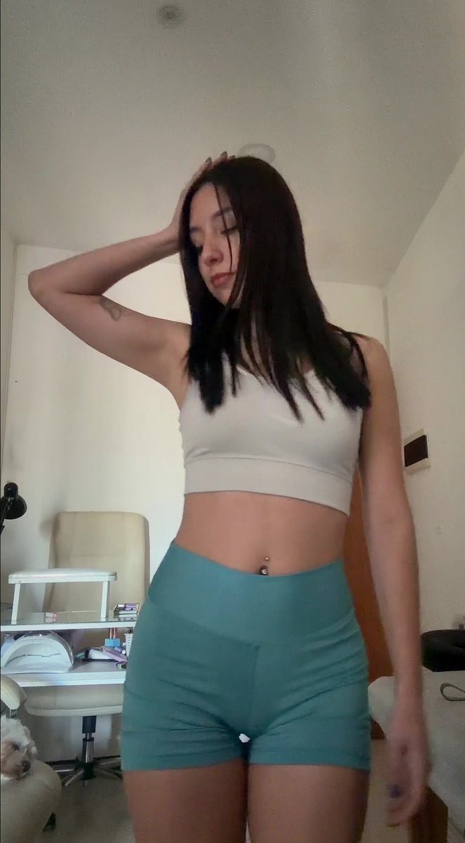 princessierosee's tweet photo. nothing but comfort today ☁️✨ https://t.co/yiwW2SJZbT