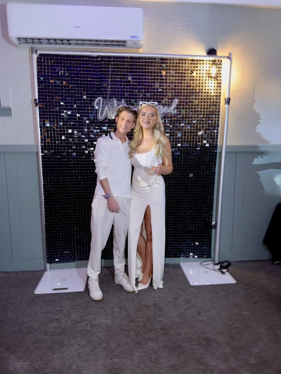 logxncxufield98's tweet photo. Bride to be with the man of honour🤍 https://t.co/cm6o4NqLMj