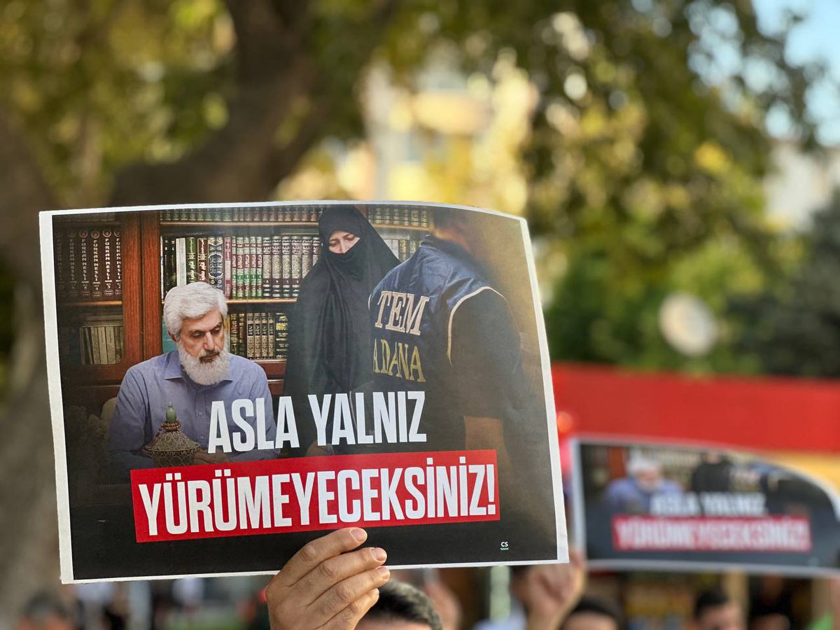 fhoncunesil's tweet photo. Hukuksuz tutuklamalar, sürgünler tecritler ve cezaevlerinde yaşanan hak ihlalleri... Atılan tüm iftiralara rağmen hakikatı savunmaktan vazgeçmiyoruz. Kardeşlerimiz özgürlüğüne kavuşana dek mücadeleye devam edeceğiz! 

Özgürlükiçin Meydandayız
FurkanGönüllerine Ozgürlük

📍Malatya https://t.co/KEuIYu5qWx