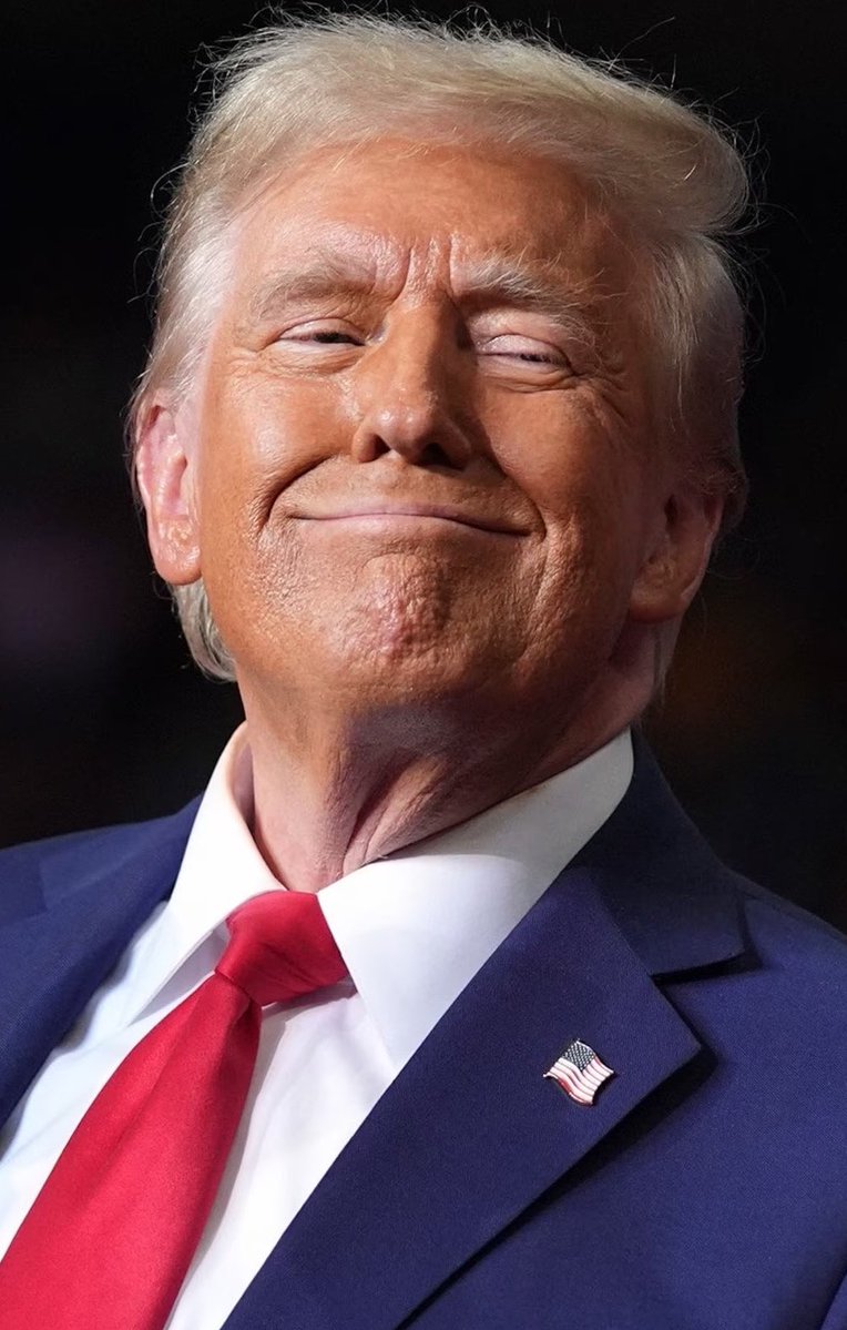 remarks's tweet photo. JUST IN: 🇺🇸 President Trump proposes renaming New Mexico to "New America." https://t.co/XEhGzZGHVi
