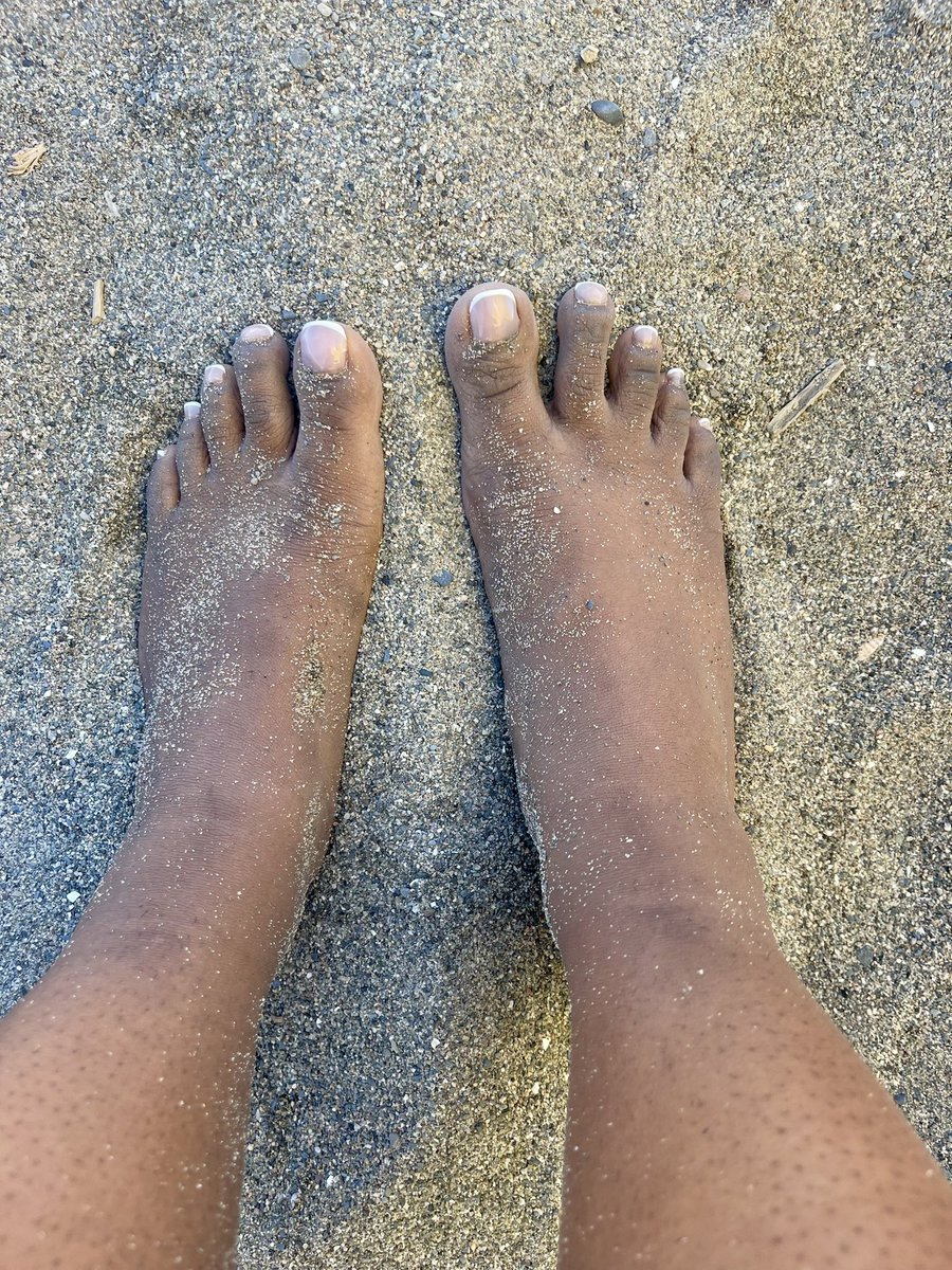 hcoco1592's tweet photo. DM me if you love ebony toes💁🏾‍♀️ Serious people only 💋
https://t.co/vd0evBZe6n https://t.co/lkSk8HyCFr