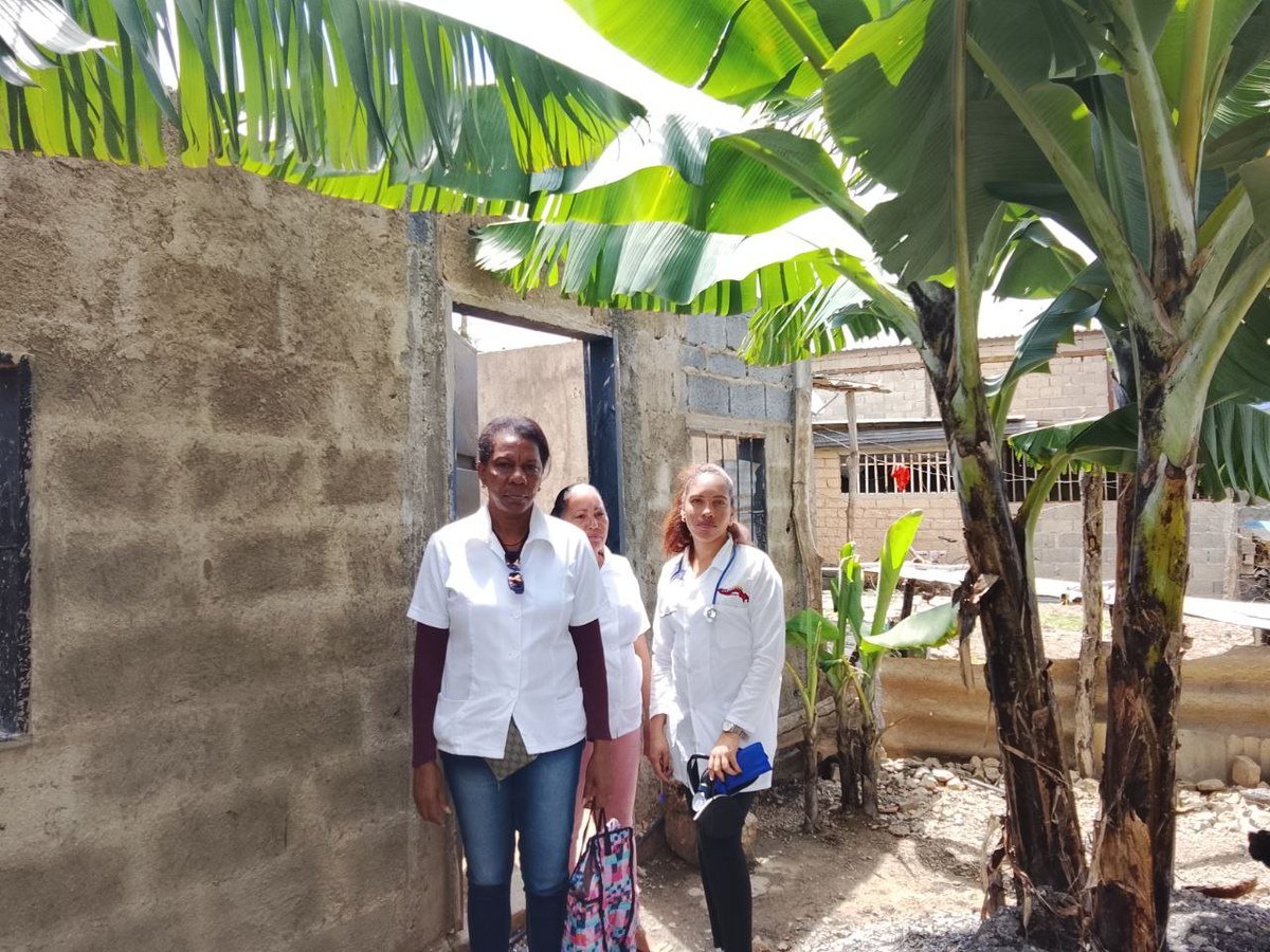 LAR_2025's tweet photo. Desde Edificio Rental, estado Lara se realiza Jornada de Salud en Comunidad de San Isidro, dónde se abocan todos los factores a nivel comunitario y de salud para brindar promoción y prevención sanitaria a cada uno de los pacientes requeridos.
#CubaCoopera
#CubaPorLaVida ✍️🇨🇺 https://t.co/1ChFcT5g5j