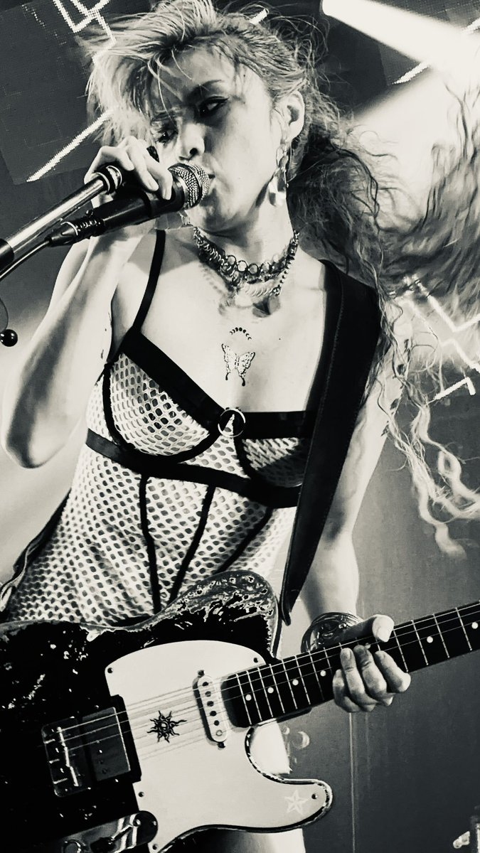 WomenWhoRock46's tweet photo. ARISA from DOLLPARTS
HOT ROCKING WOMAN
@DOLLPARTSARISA #RockBabe https://t.co/9qKGwCTWoc