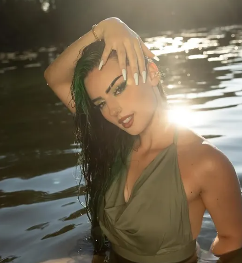 LilaRavenRP's tweet photo. Summer weekends at the lake, river or beach are always my favorite. I love fall but will miss the summer weather. https://t.co/FuSDwkj8Ur