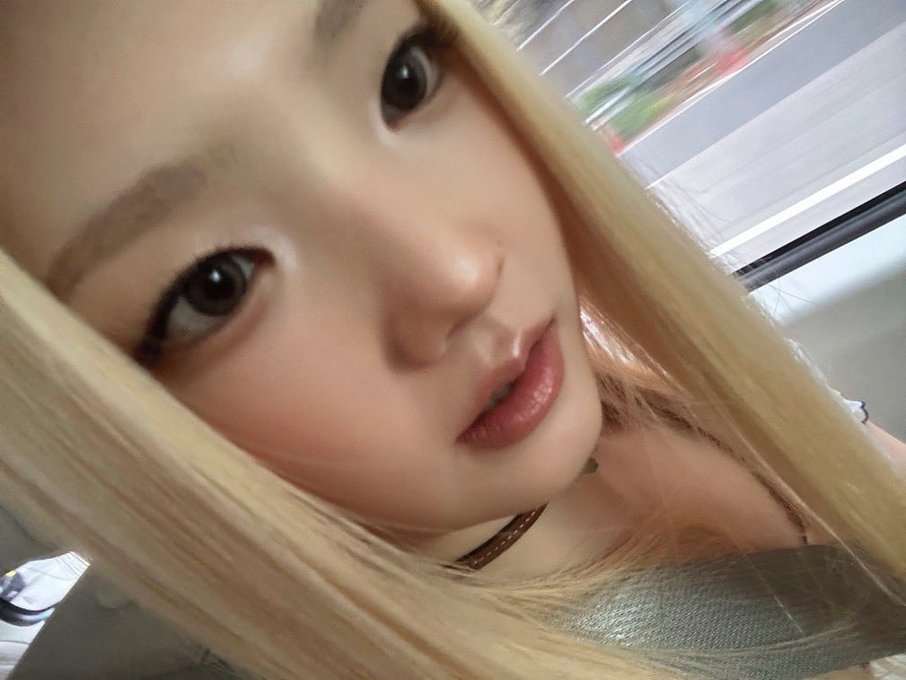 SEOHEEFRANCE's tweet photo. 📸 :: WVRS

#SEOHEE sur l’application !

#서희 #TUIDE #튜이드 https://t.co/chsBSIOxzf