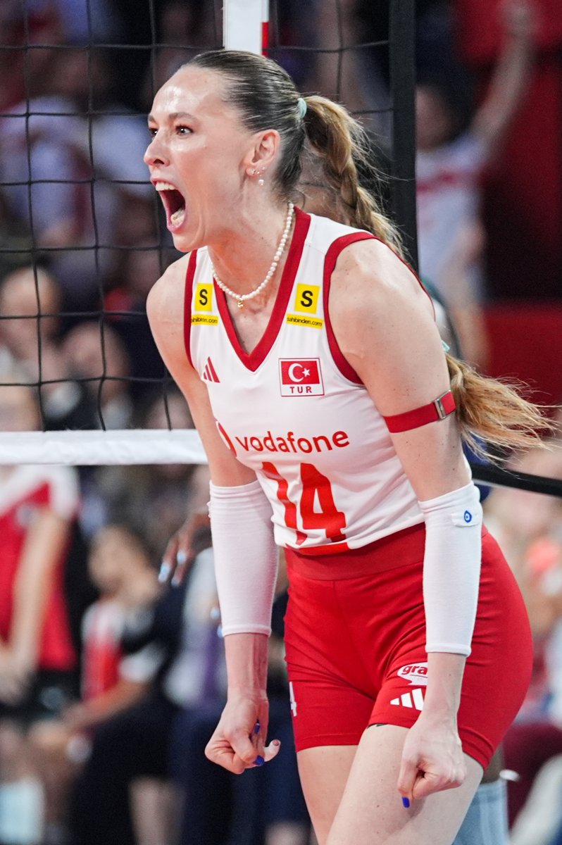 demarkesports's tweet photo. YAŞAYAN EFSANE. https://t.co/W3Gkut18tN