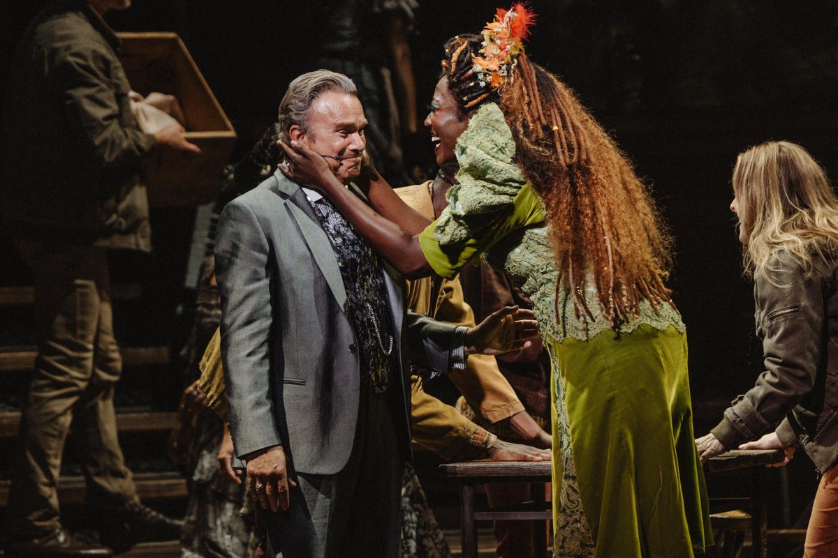 hadestown's tweet photo. Hold onto who you’ve got. Learned that from a friend of mine. https://t.co/3yujsz3gh8