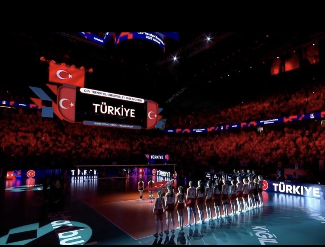 busraokur67's tweet photo. Zafer bizimdir🇹🇷
#fileninsultanları https://t.co/c49BJ8UkNp