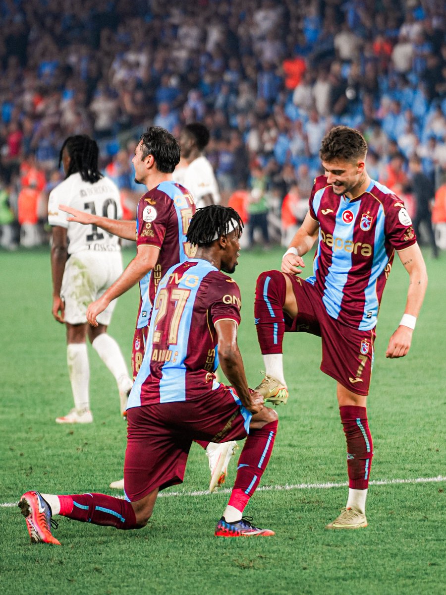 Trabzonspor's tweet photo. 𝑬𝒓𝒏𝒆𝒔𝒕 𝑴𝒖𝒄̧𝒊 ✨

#TSvGB https://t.co/a3M2I4IkUX