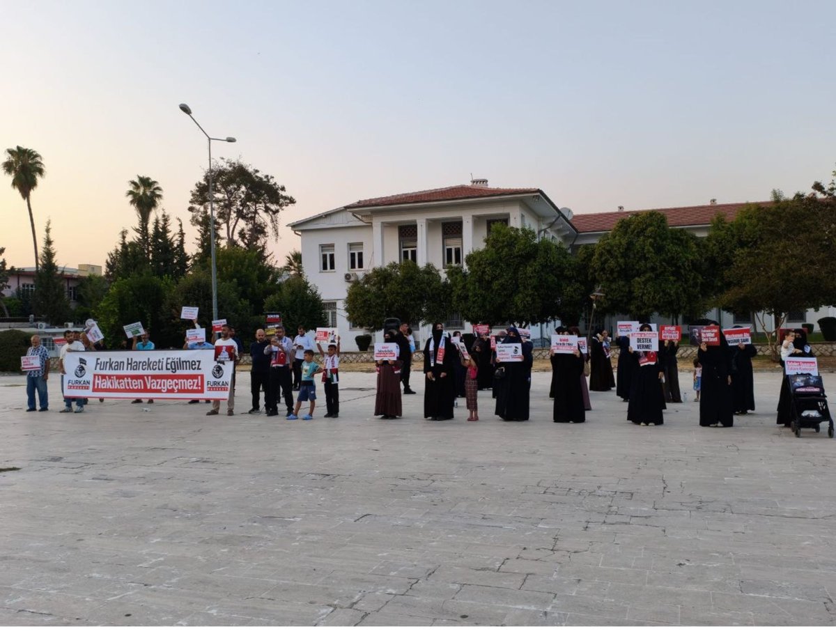 fhoncunesil's tweet photo. Zindan duvarları hakikatin önüne set çekemez. Kardeşlerimize yaşatılan hukuksuzlukları kamuoyuna duyurmak, tecridi ve hak ihlallerini teşhir etmek en meşru hakkımızdır. Mücadelemiz devam edecek!

Özgürlükiçin Meydandayız
FurkanGönüllerine Ozgürlük

📍Ceyhan https://t.co/Yjhjgwsyxa