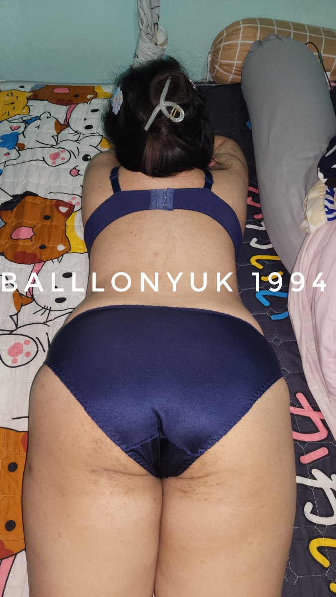 BalllonZ32322's tweet photo. เลิกงานมา จัดคาชุดเลย https://t.co/IdDI6qCJw0