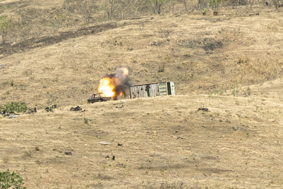 The24MEU's tweet photo. You Can't Hide From Us
@USMC with #v32, #lcf24, conduct a Neros Archer first-person view drone live-fire range in Puerto Rico.
U.S. military forces are #deployed to the @Southcom area of operation in support of #jtfwhem and @DeptofWar-directed operations. https://t.co/e9in1k6Nir