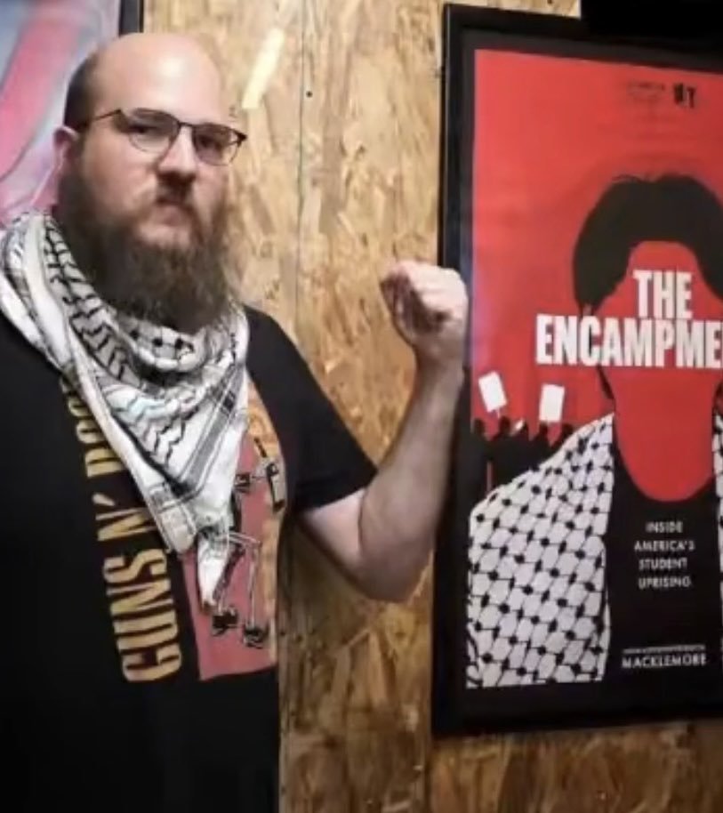 therealbuni's tweet photo. En USA, mataron a Cameron Campara, militante de "gays por palestina" que luchaba contra la deportación de inmigrantes musulmanes 

El asesino : Ousman Ceesay, inmigrante musulmán de gambia https://t.co/58esDTFepp