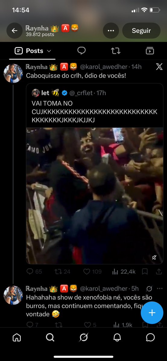 jakjack9p's tweet photo. @Recibo_CRF E essa que é flamenguista e tá criticando hj a torcida do Flamengo 🤣🤣🤣 https://t.co/d10rR2nCK3