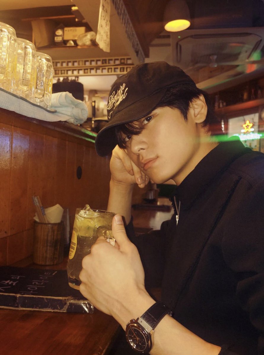 fzarming's tweet photo. late night dinner date with my favorite boy https://t.co/Z75AqRUlVr
