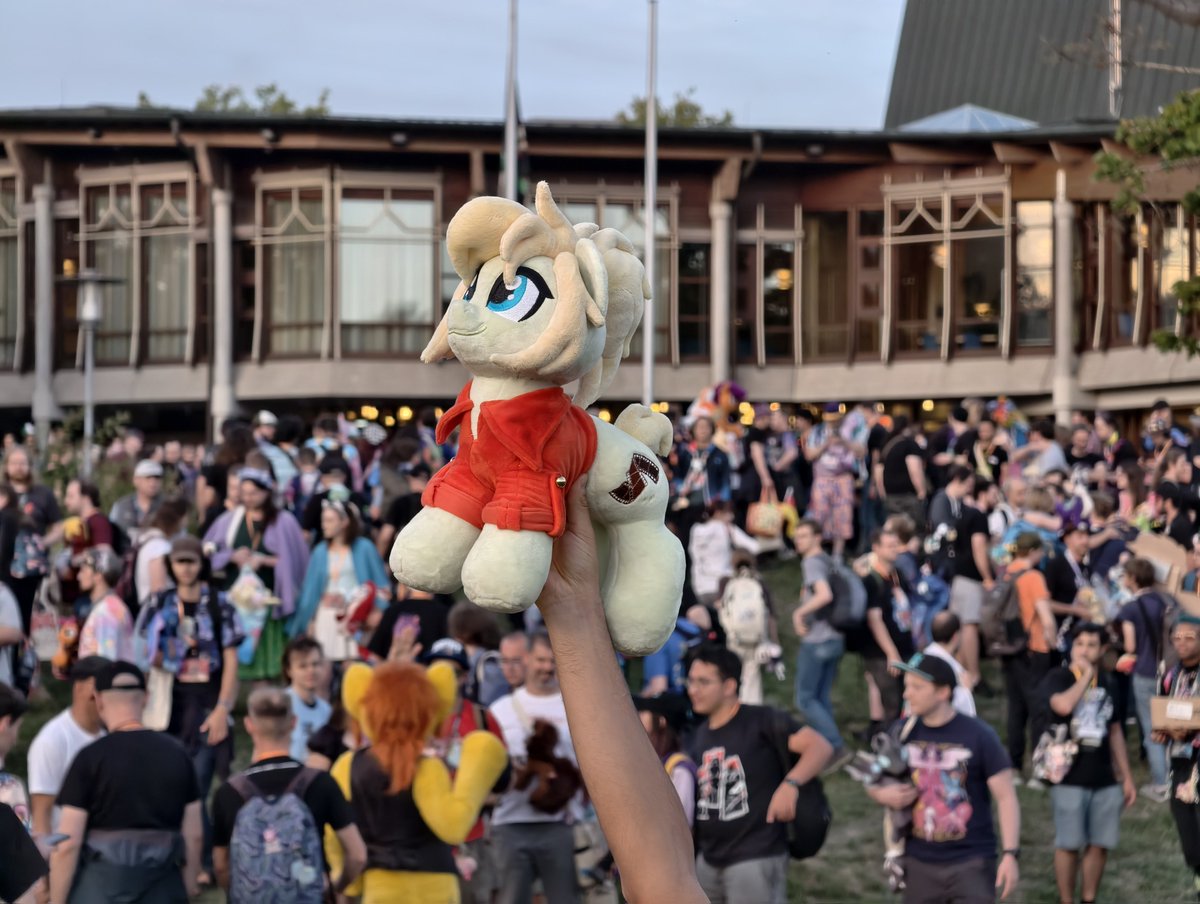 EponaFest's tweet photo. And IT'S A WRAP
it's been an awesome @gala_con and it's just the start of our marvelous space adventure.

Thanks to everyone and thanks to the GalaCon team! https://t.co/XheBGWCIPN