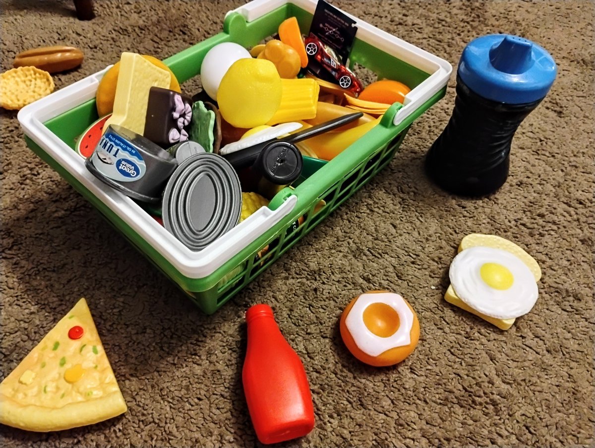 LoveDaddyAbDL's tweet photo. Okay baby, Daddy wants to see you play pretend and drink from your sippy cup! Can you do that for daddy? 
#abdl #ageplay #kink #kinky #daddykink #abdlbaby https://t.co/fVBZW4ZkyV