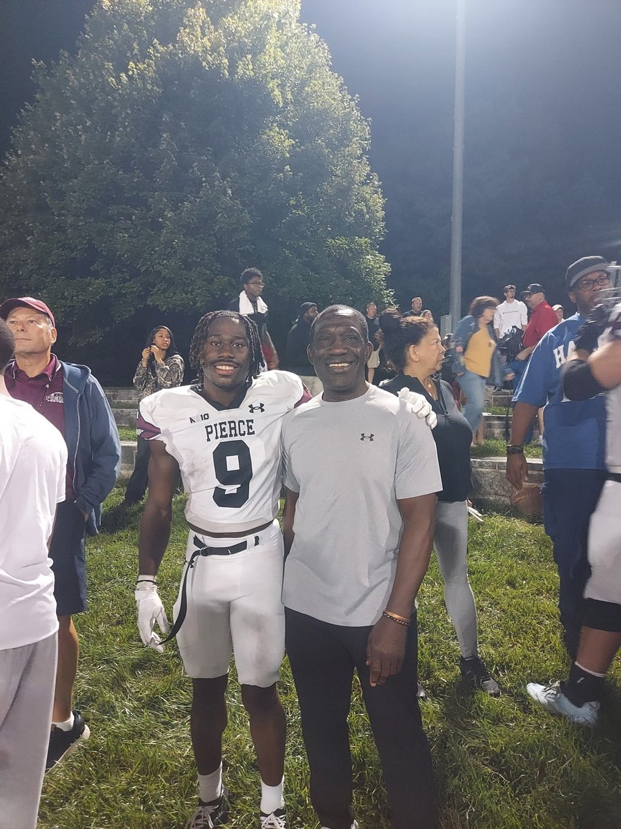rajmadeitout's tweet photo. First Career TDs🙏🏾 Proud of the moment, but we’ve got work to do. Back to it. Game 1 over! @Ravens_FB #AGTG https://t.co/QB5COfvofI