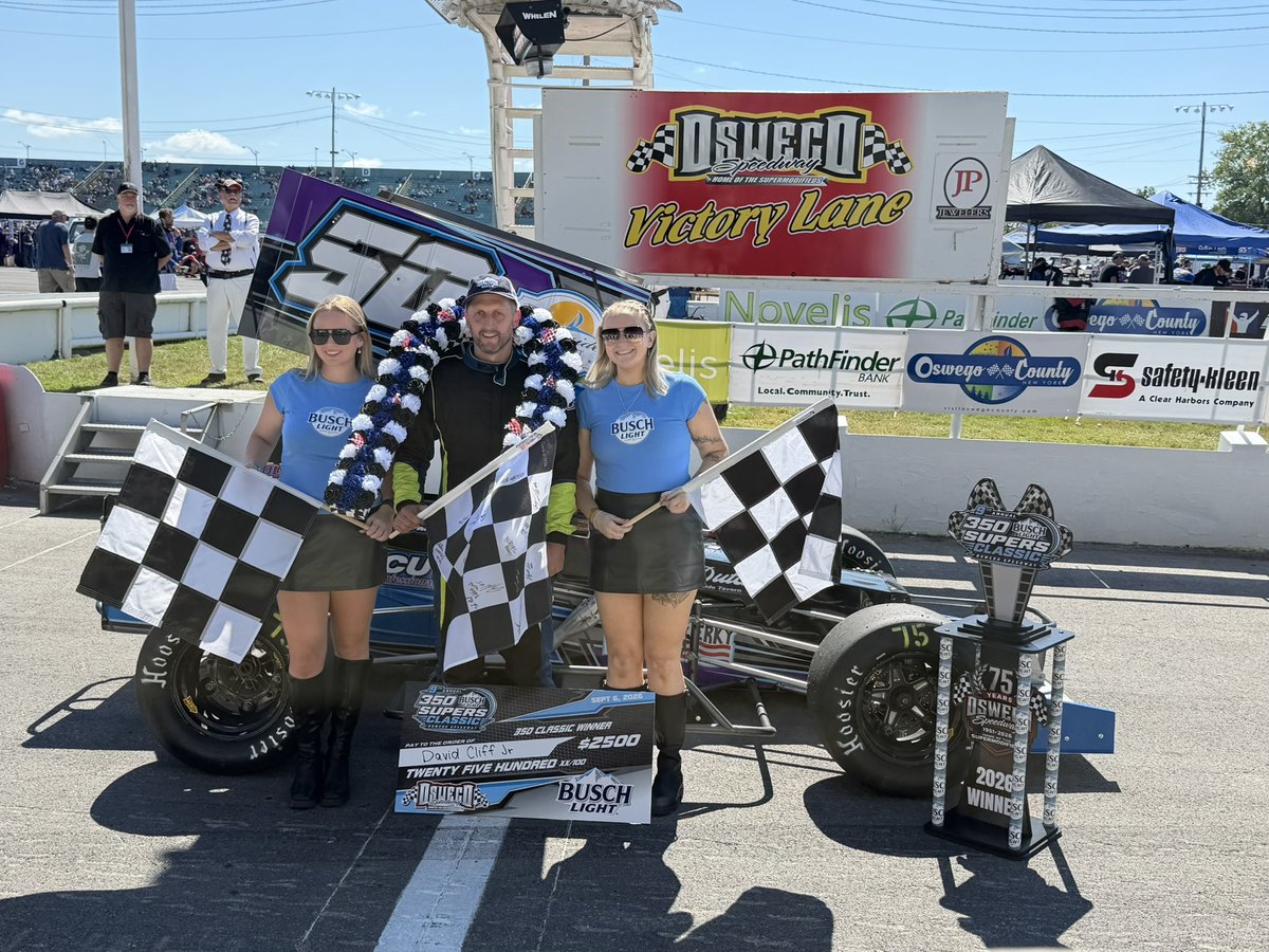 OswegoSpeedway's tweet photo. Dave Cliff, a two-time SBS Classic champion, is now a 350 Supermodified Classic champion! 🏆
#SteelPalace | #Oswego75 | #BudClassicWeekend70 | #350Supers https://t.co/z52orKU6qb