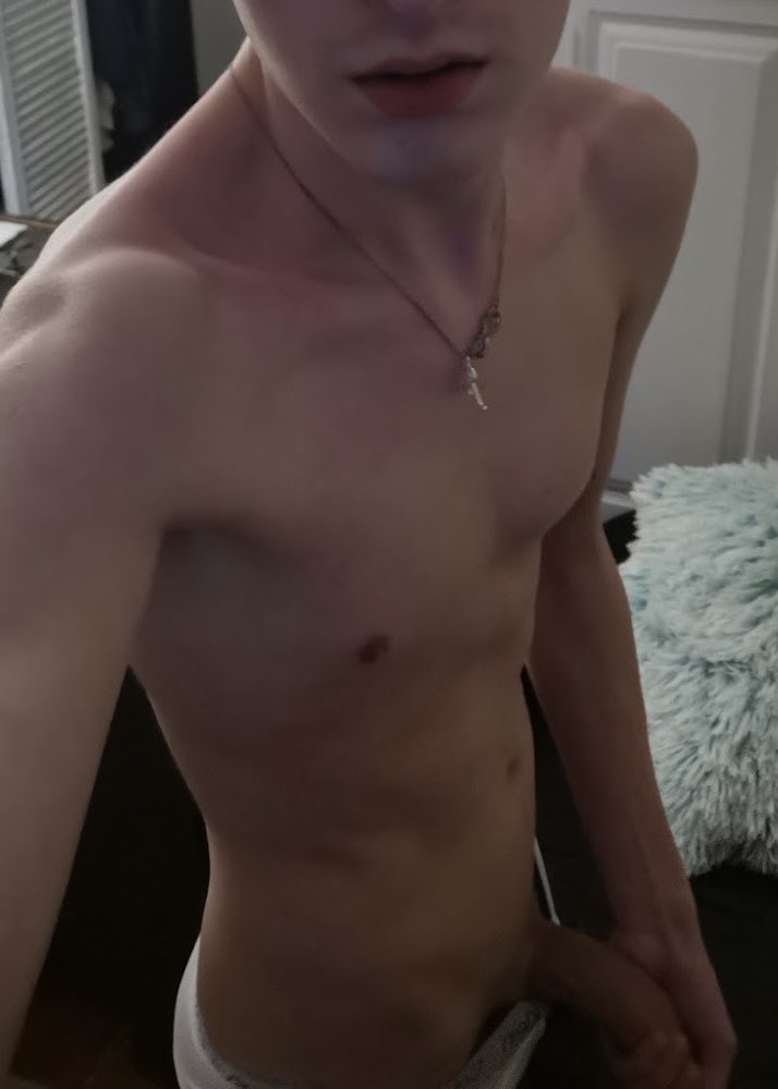 ardensbody's tweet photo. i dont remember how i took this pic https://t.co/OuOjoaGAKc