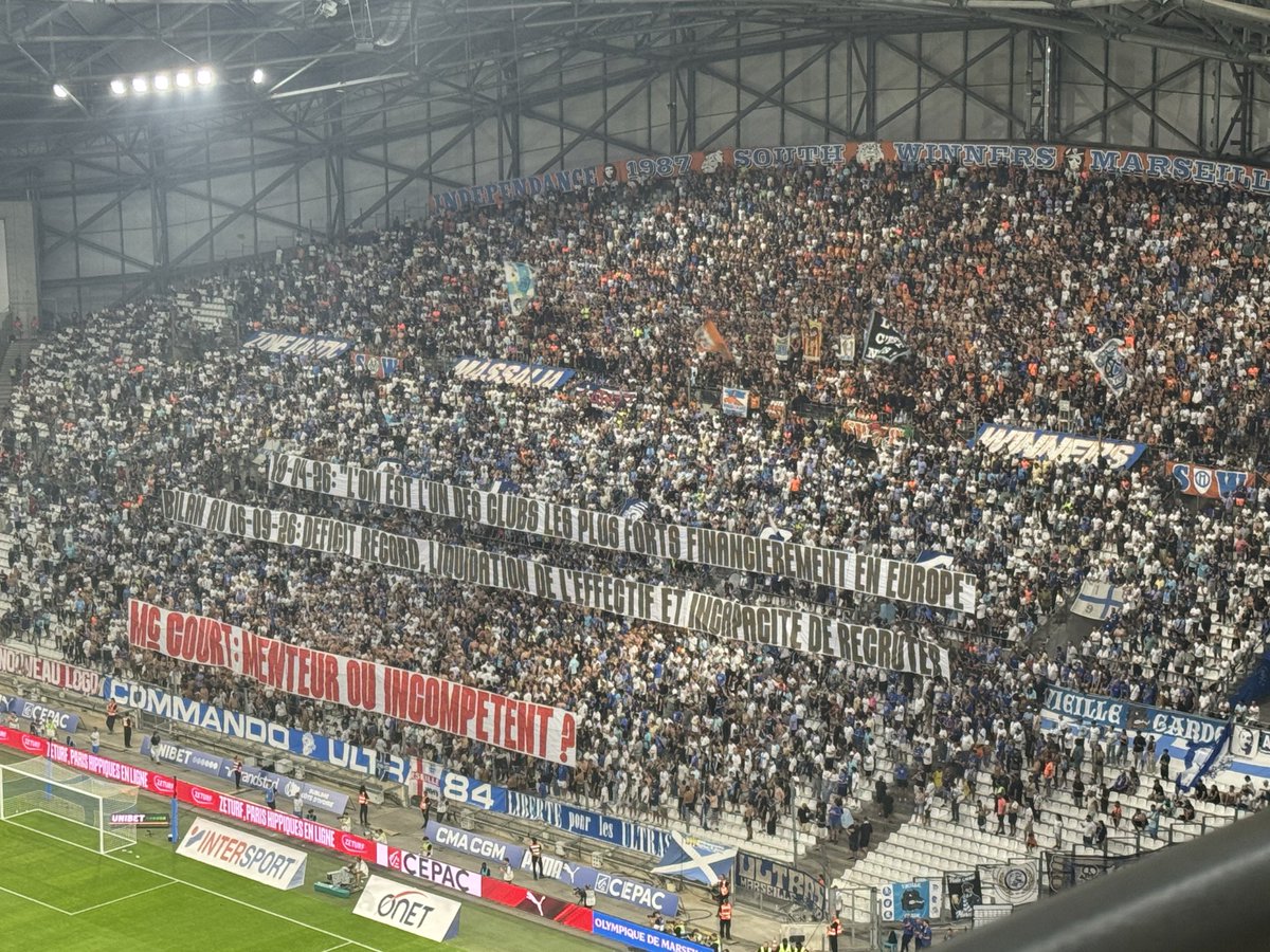 MassiliaZone's tweet photo. 🚨 "McCourt : Menteur ou incompétent ?"

Le propriétaire en prend encore pour son grade ce soir. https://t.co/t3qaJZgcL9